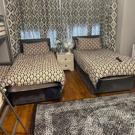 Woodville By Oyo Couette-café