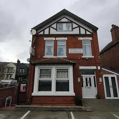 Woodville Centre By Oyo 3* Leeds (West Yorkshire)