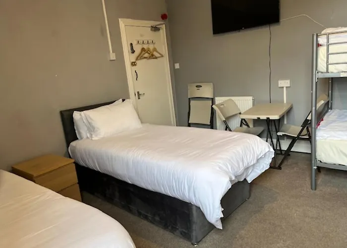 Bed & Breakfast Woodville - Free Parking, Direct Bus To Centre 3*