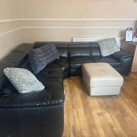 Bed & Breakfast Woodville By Oyo Leeds (West Yorkshire)