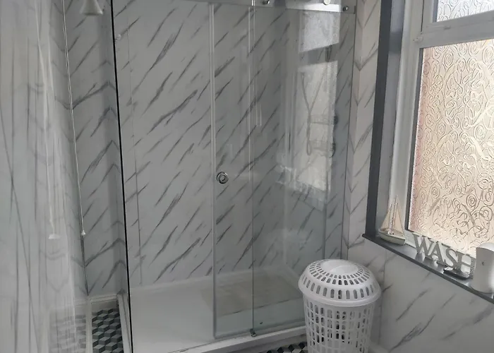 Couette-café OYO Woodville Lodge Leeds